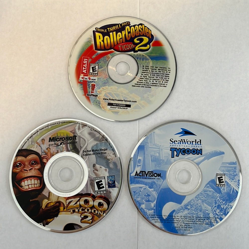 Bundle of PC Games Zoo Tycoon  2, SeaWorld Tycoon, RollerCoaster Tycoon 2